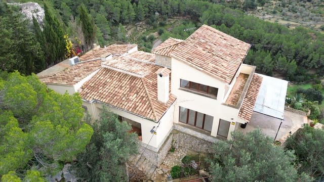 4 soveværelse Villa til salg i Galilea, Puigpunyent med swimmingpool garage - € 1.250.000 (Ref: 9628359)