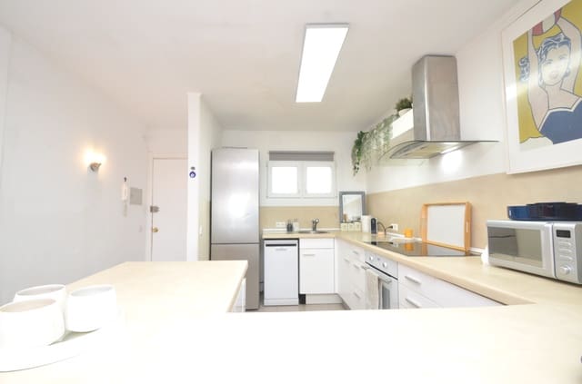 2 bedroom Beach Apartment for rent in Cala Vinyes / Cala Vinyas / Cala Viñas, Calvià with pool garage - € 2,000 (Ref: 9631388)