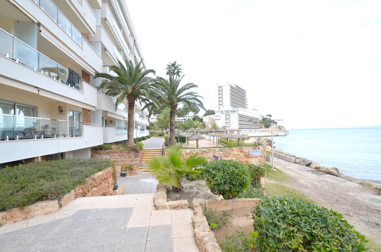 2 bedroom Beach Apartment for rent in Cala Vinyes / Cala Vinyas / Cala Vinas with pool garage - € 2,000 (Ref: 9631388)