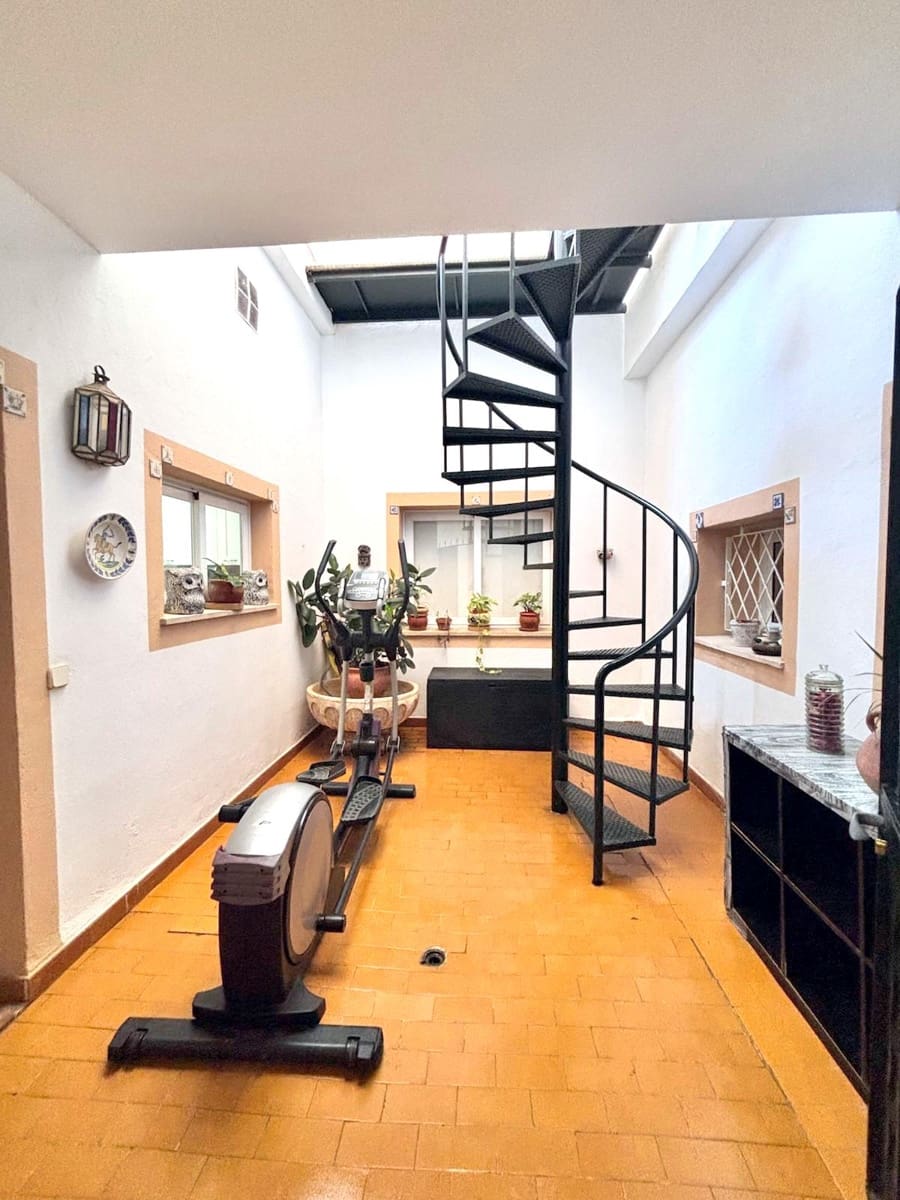 Appartement de 3 chambres à louer à Palma de Mallorca avec piscine - 2 500 € (Ref: 9631444)