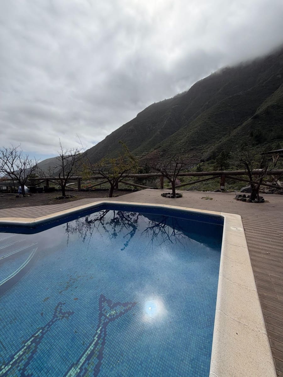 2 bedroom Finca/Country House for rent in Guimar with pool - € 1,800 (Ref: 9671153)