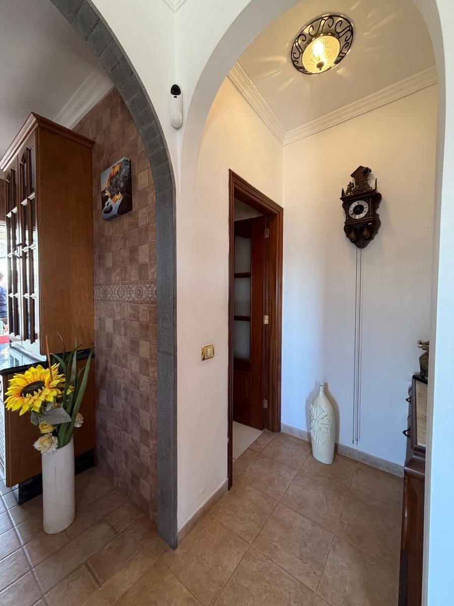 Chalet de 4 habitaciones en Araya en venta con garaje - 550.000 € (Ref: 9674218)