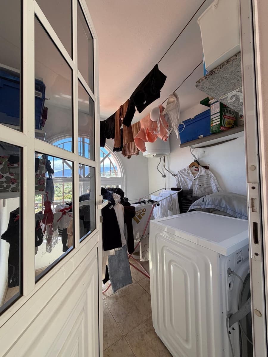 Chalet de 4 habitaciones en Araya en venta con garaje - 550.000 € (Ref: 9674218)