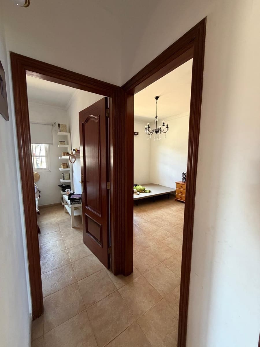 Chalet de 4 habitaciones en Araya en venta con garaje - 550.000 € (Ref: 9674218)