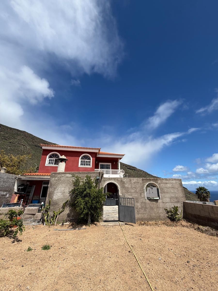 Chalet de 4 habitaciones en Araya en venta con garaje - 550.000 € (Ref: 9674218)