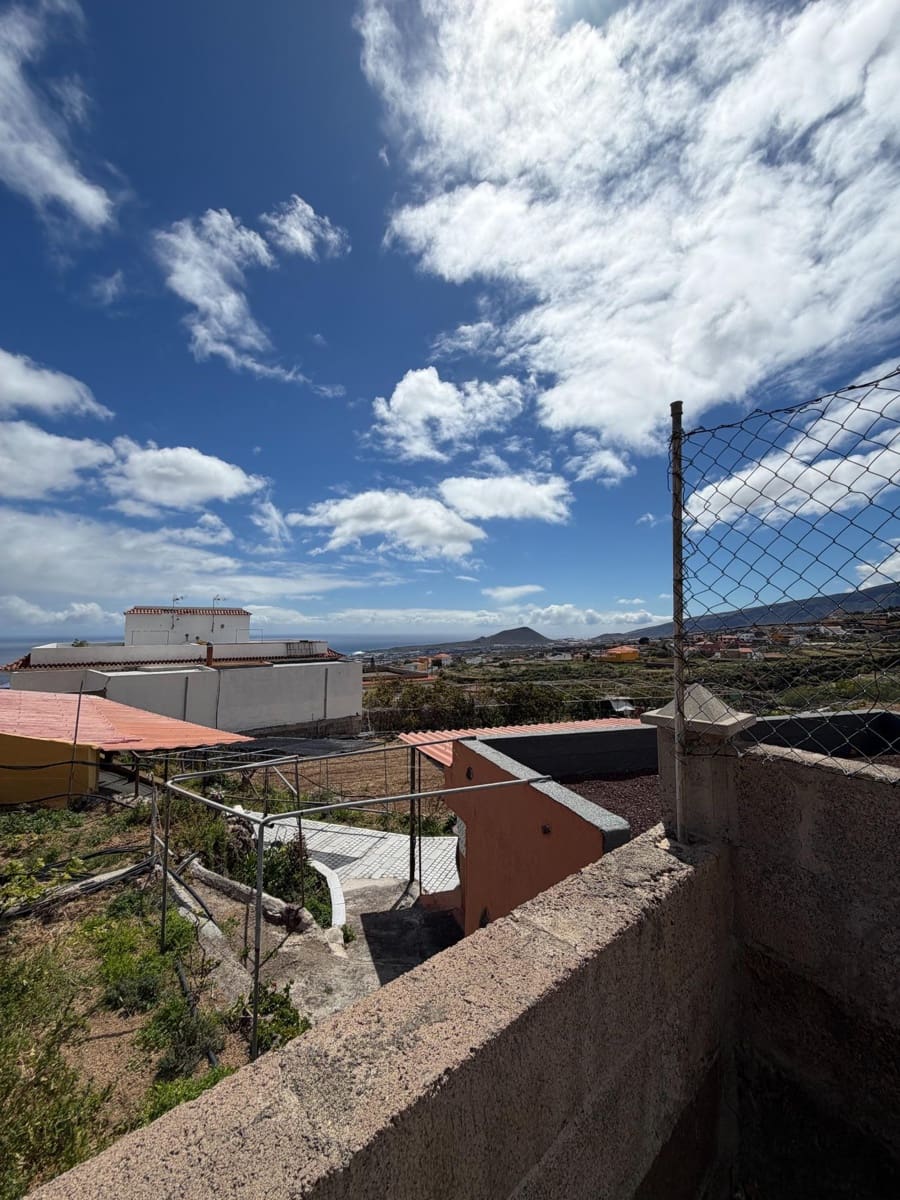 Chalet de 4 habitaciones en Araya en venta con garaje - 550.000 € (Ref: 9674218)