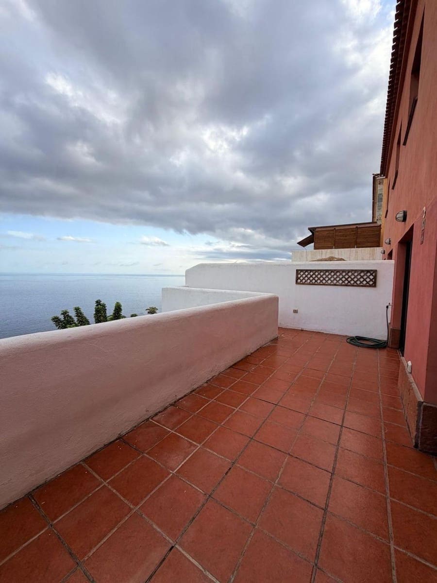 5 makuuhuone Rivitalo myytävänä paikassa El Rosario mukana 
autotalli - 490 000 € (Ref: 9677478)