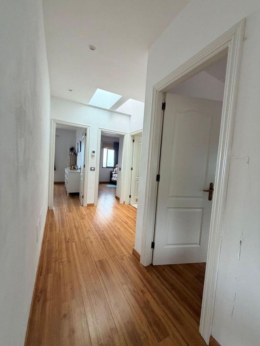 5 makuuhuone Rivitalo myytävänä paikassa El Rosario mukana 
autotalli - 490 000 € (Ref: 9677478)