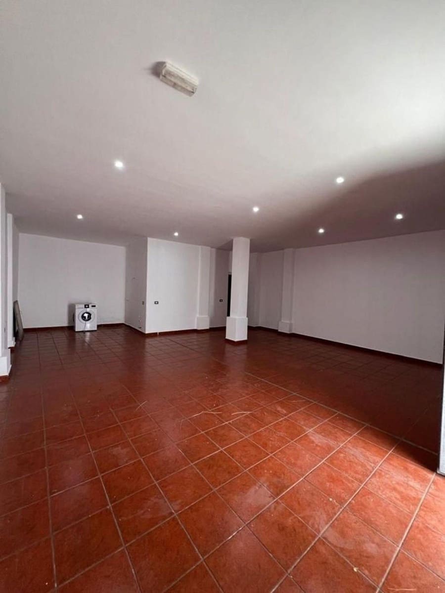 5 makuuhuone Rivitalo myytävänä paikassa El Rosario mukana 
autotalli - 490 000 € (Ref: 9677478)