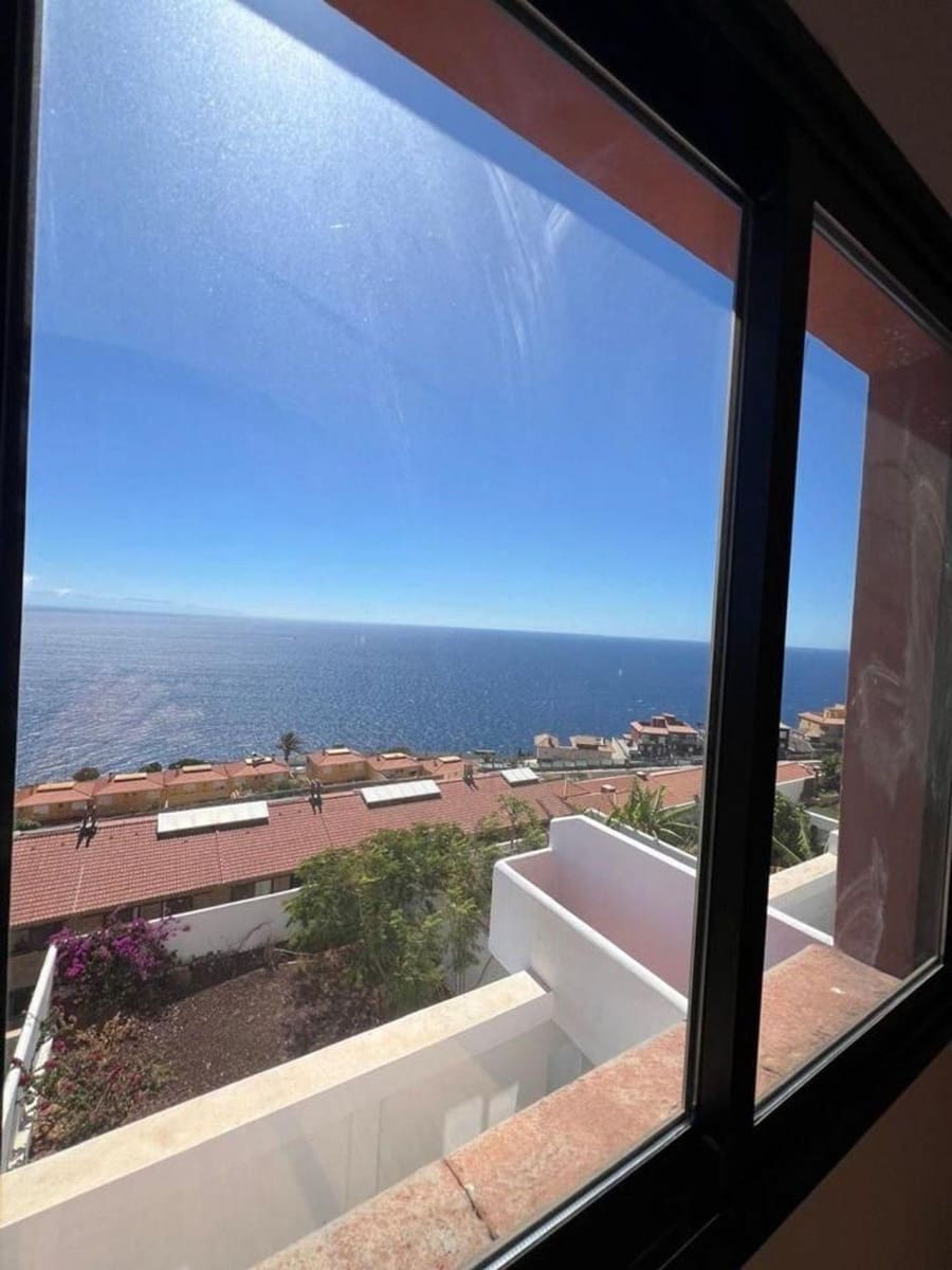 5 makuuhuone Rivitalo myytävänä paikassa El Rosario mukana 
autotalli - 490 000 € (Ref: 9677478)