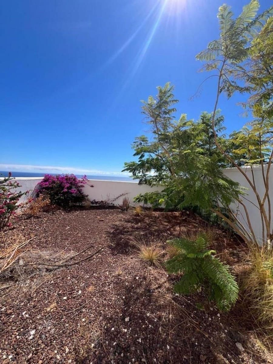 5 makuuhuone Rivitalo myytävänä paikassa El Rosario mukana 
autotalli - 490 000 € (Ref: 9677478)