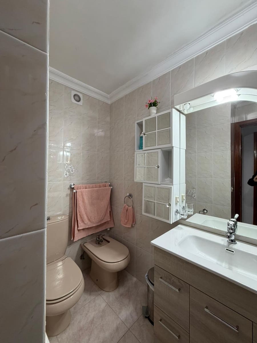 3 Zimmer Apartment zu verkaufen in Santa Cruz de Tenerife mit Garage - 476.000 € (Ref: 9677488)