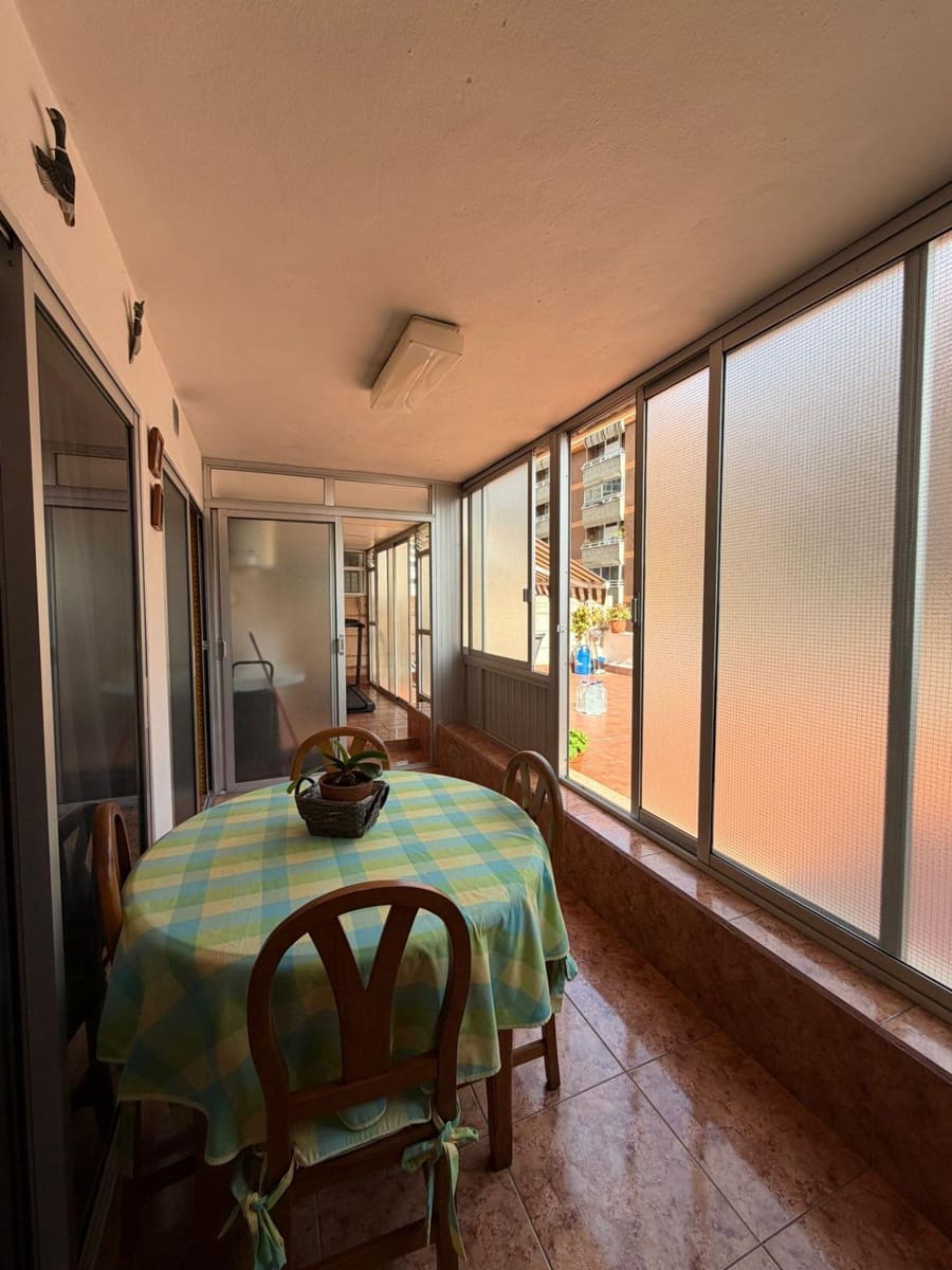 3 Zimmer Apartment zu verkaufen in Santa Cruz de Tenerife mit Garage - 476.000 € (Ref: 9677488)