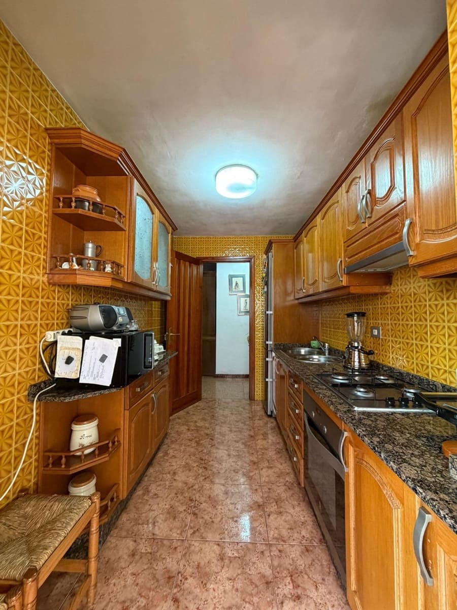 3 Zimmer Apartment zu verkaufen in Santa Cruz de Tenerife mit Garage - 476.000 € (Ref: 9677488)