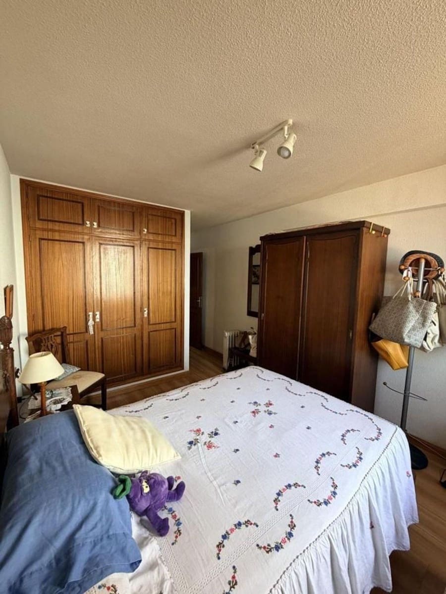 Piso de 3 habitaciones en Radazul en venta con piscina garaje - 360.000 € (Ref: 9677490)