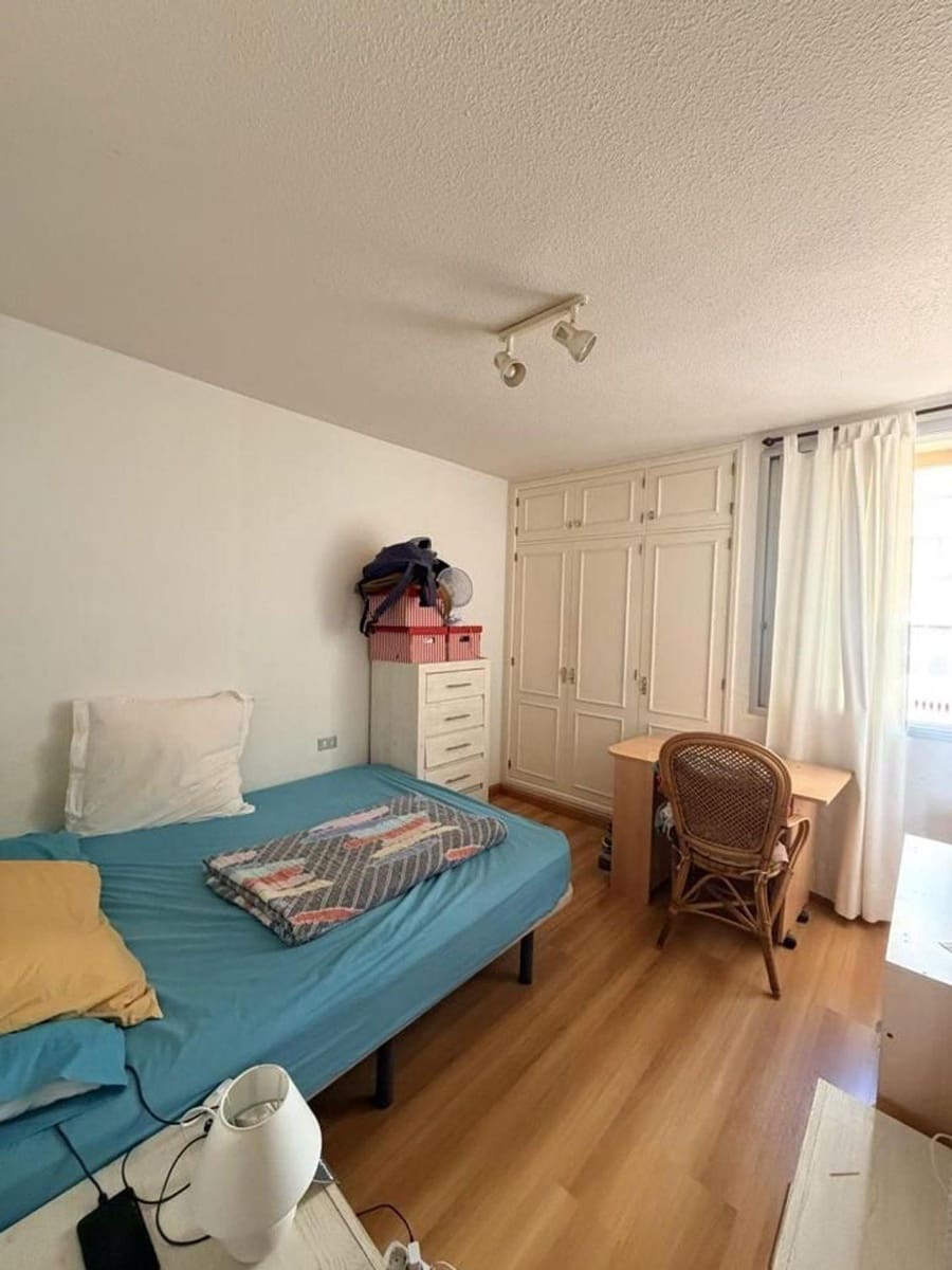 Piso de 3 habitaciones en Radazul en venta con piscina garaje - 360.000 € (Ref: 9677490)