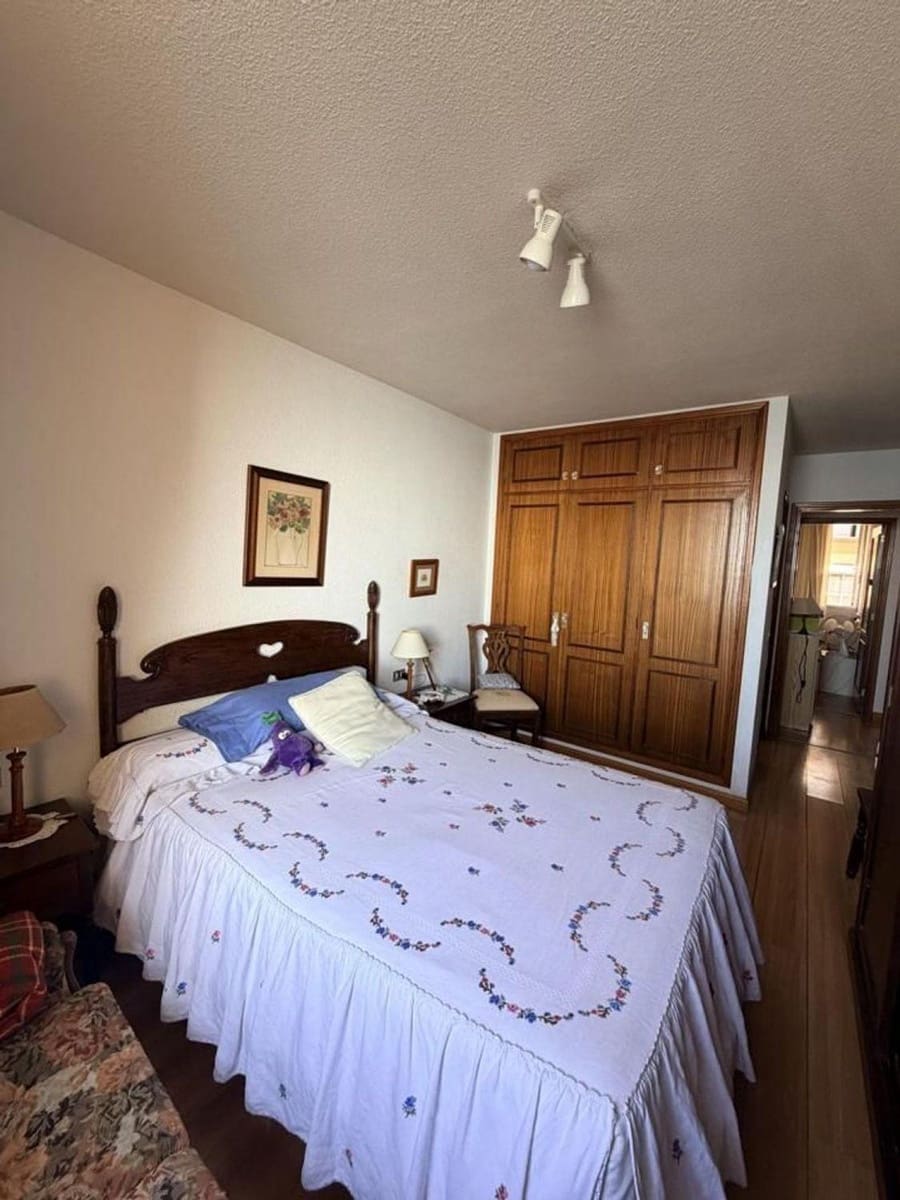 Piso de 3 habitaciones en Radazul en venta con piscina garaje - 360.000 € (Ref: 9677490)