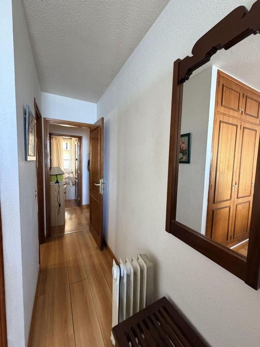 Piso de 3 habitaciones en Radazul en venta con piscina garaje - 360.000 € (Ref: 9677490)