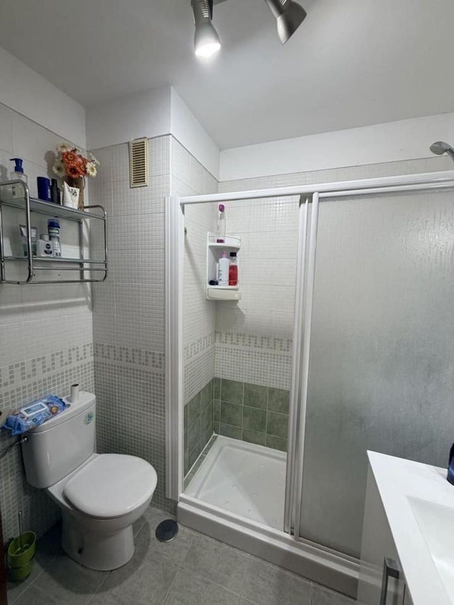 Piso de 3 habitaciones en Radazul en venta con piscina garaje - 360.000 € (Ref: 9677490)