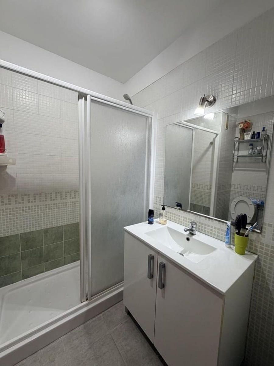 Piso de 3 habitaciones en Radazul en venta con piscina garaje - 360.000 € (Ref: 9677490)