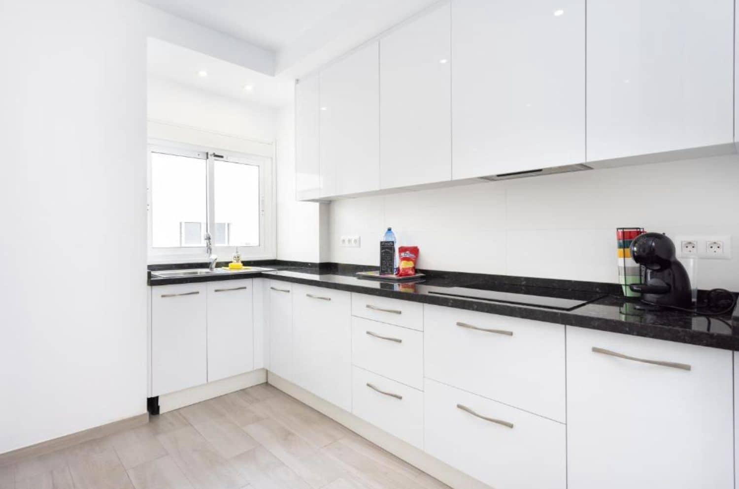 Piso de 2 habitaciones en Santa Cruz de Tenerife en venta - 340.000 € (Ref: 9677491)