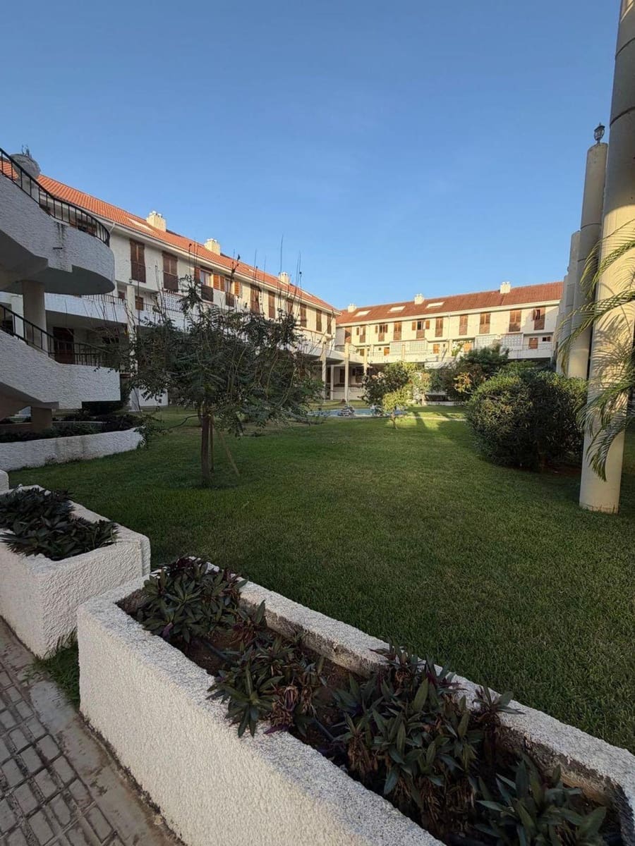 4 soveværelse Lejlighed til salg i Puerto de la Cruz med swimmingpool garage - € 350.000 (Ref: 9677495)