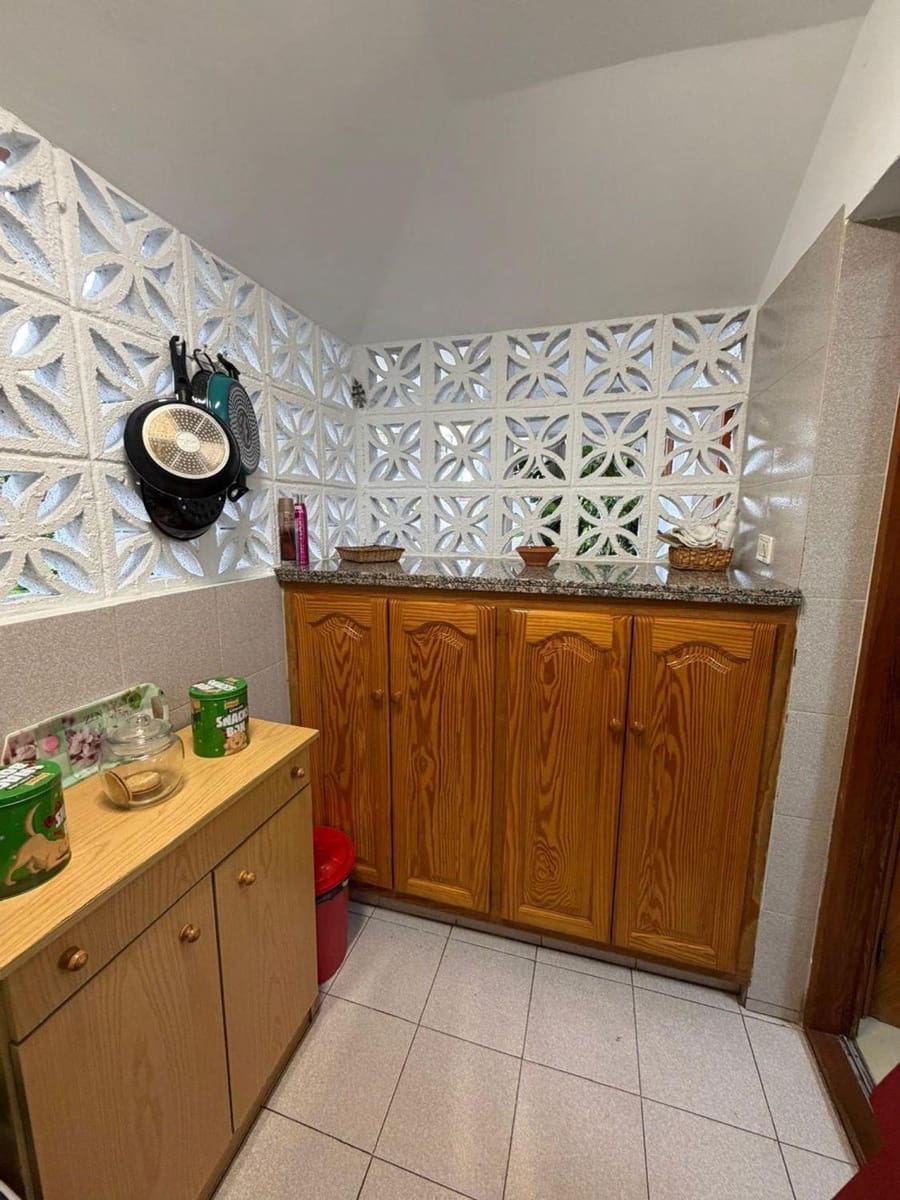 4 soveværelse Lejlighed til salg i Puerto de la Cruz med swimmingpool garage - € 350.000 (Ref: 9677495)