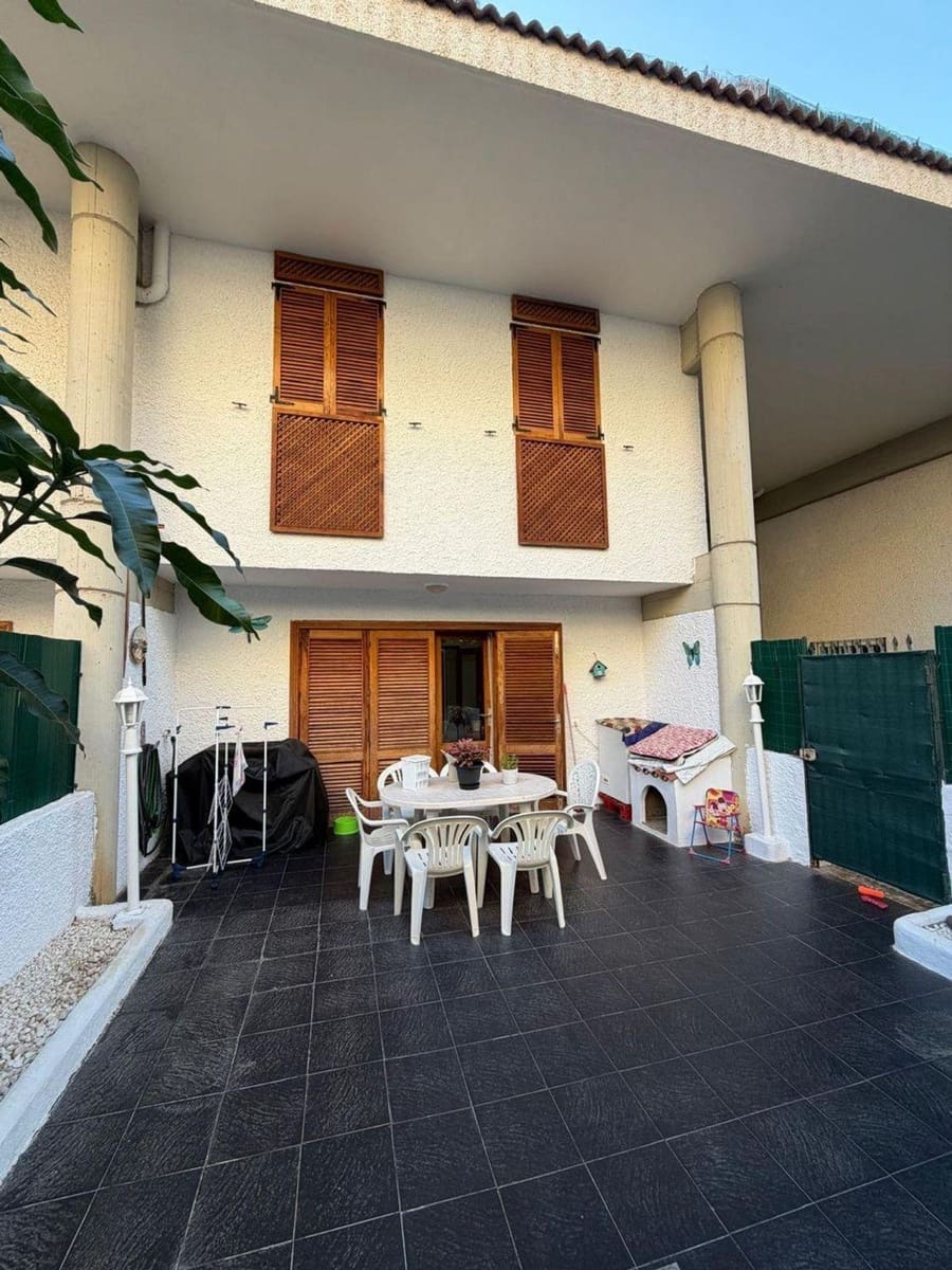 4 soveværelse Lejlighed til salg i Puerto de la Cruz med swimmingpool garage - € 350.000 (Ref: 9677495)