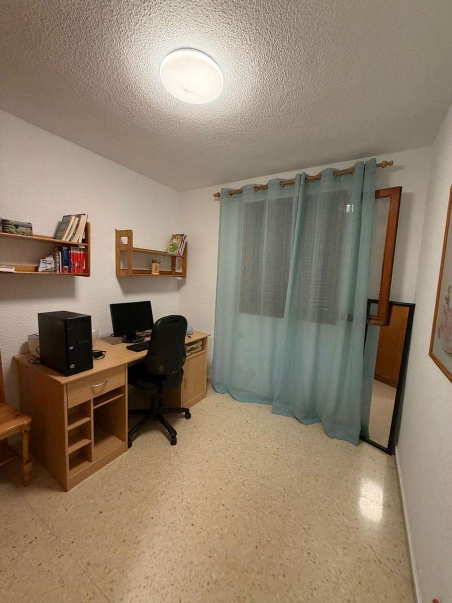 4 soveværelse Lejlighed til salg i Puerto de la Cruz med swimmingpool garage - € 350.000 (Ref: 9677495)