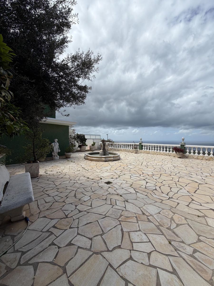 4 soveværelse Villa til salg i San Cristobal de La Laguna med swimmingpool garage - € 990.000 (Ref: 9679866)