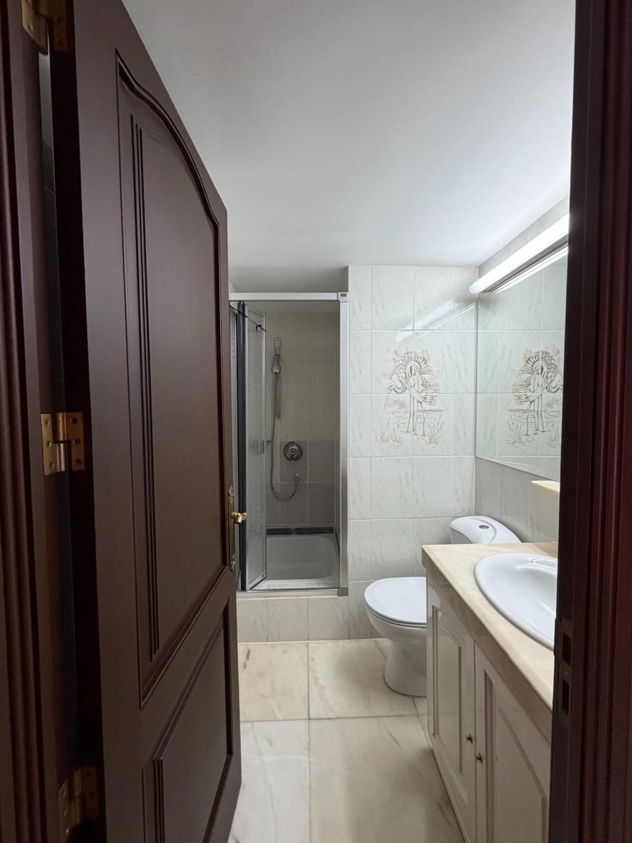 4 soveværelse Villa til salg i San Cristobal de La Laguna med swimmingpool garage - € 990.000 (Ref: 9679866)