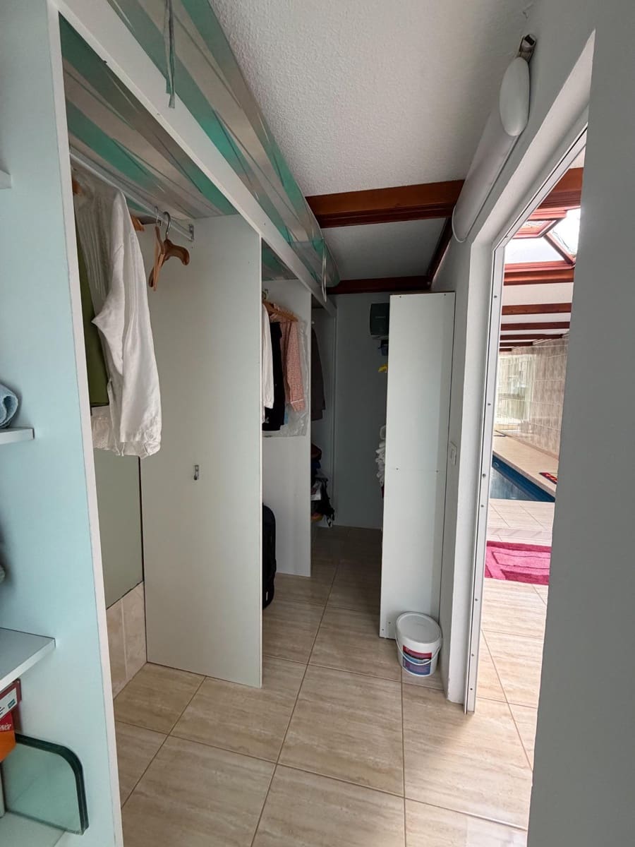 4 soveværelse Villa til salg i San Cristobal de La Laguna med swimmingpool garage - € 990.000 (Ref: 9679866)