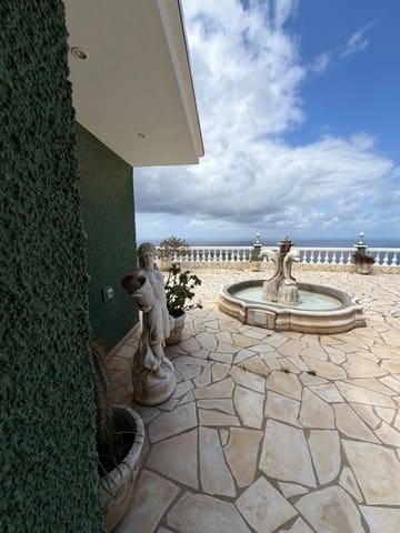 4 soveværelse Villa til salg i San Cristóbal de La Laguna med swimmingpool garage - € 990.000 (Ref: 9679866)