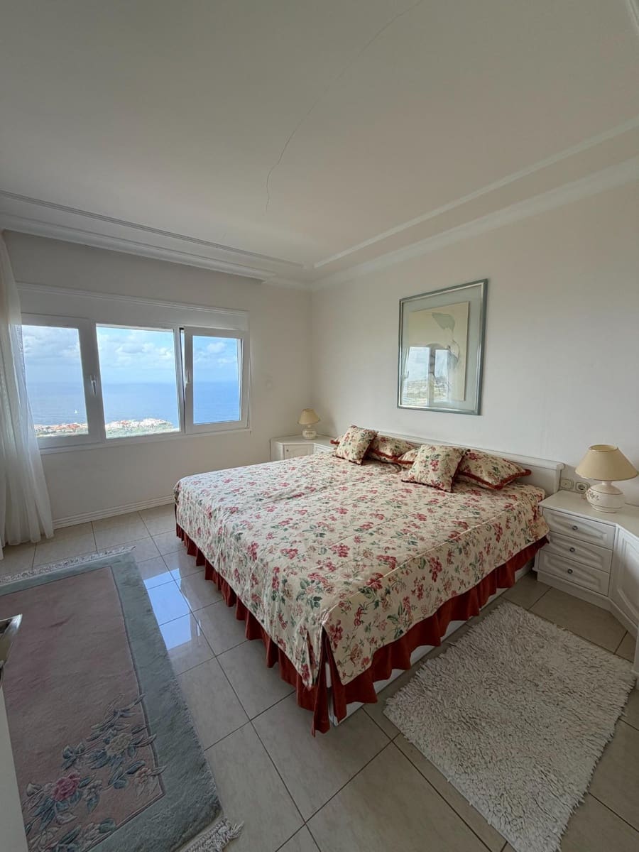 4 soveværelse Villa til salg i San Cristobal de La Laguna med swimmingpool garage - € 990.000 (Ref: 9679866)