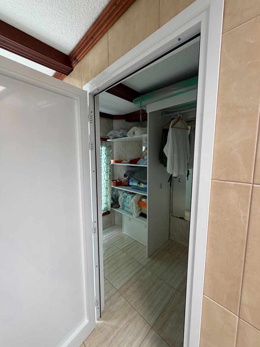 4 soveværelse Villa til salg i San Cristobal de La Laguna med swimmingpool garage - € 990.000 (Ref: 9679866)