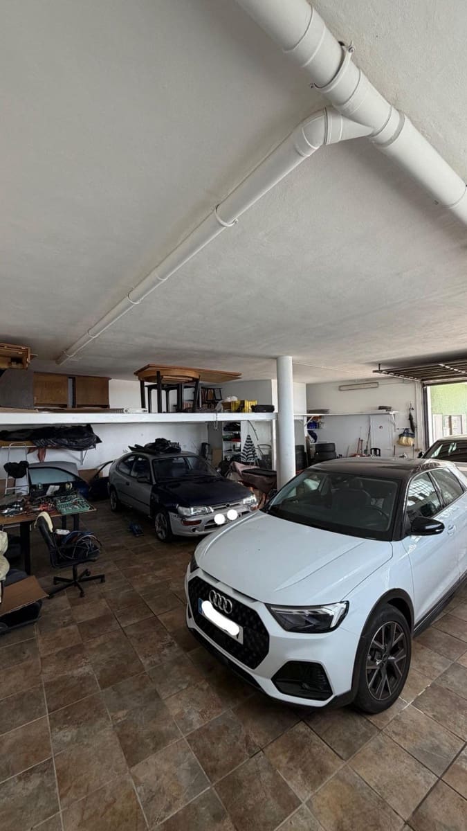 4 soveværelse Villa til salg i San Cristobal de La Laguna med swimmingpool garage - € 990.000 (Ref: 9679866)