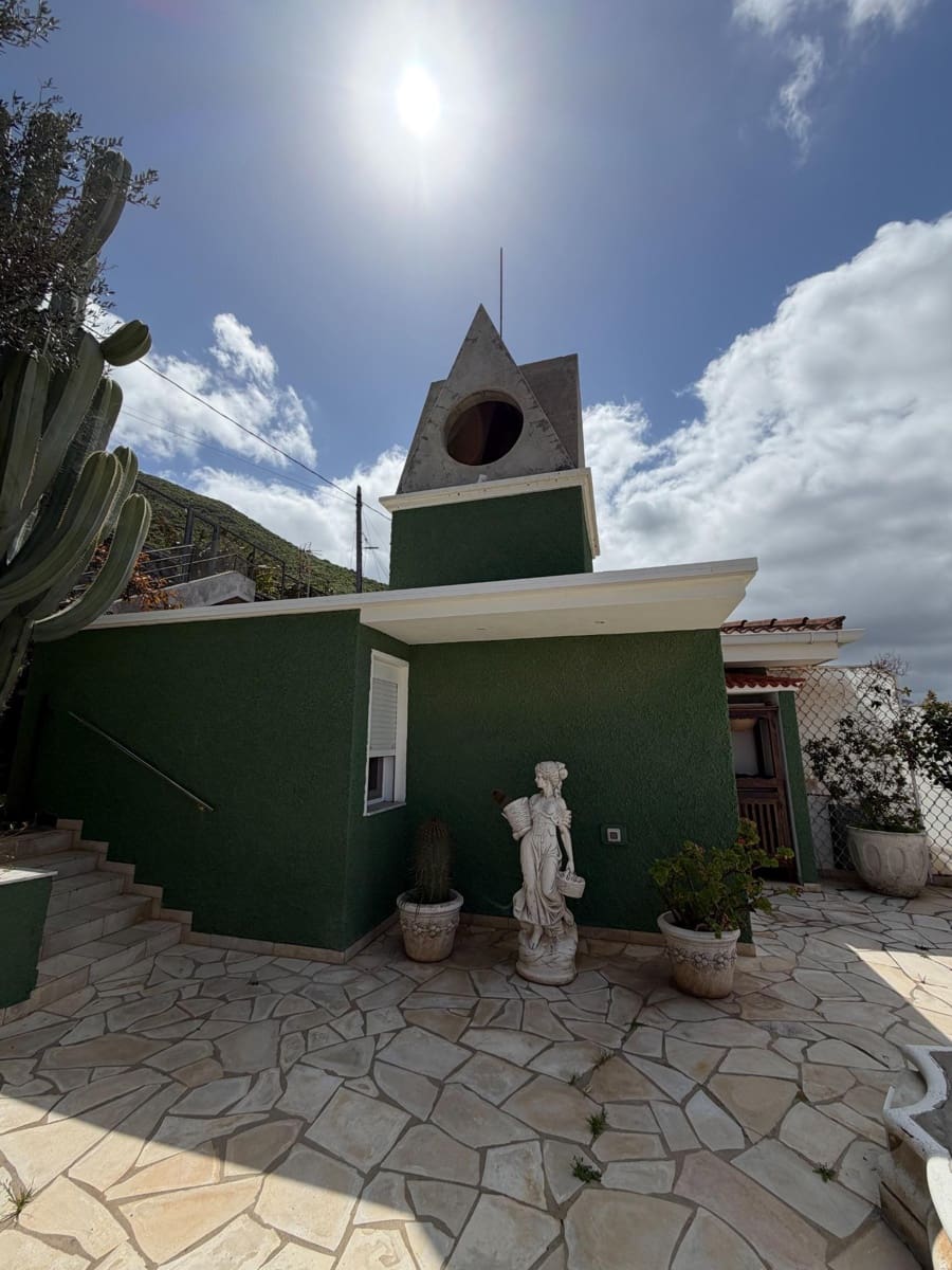 4 soveværelse Villa til salg i San Cristobal de La Laguna med swimmingpool garage - € 990.000 (Ref: 9679866)