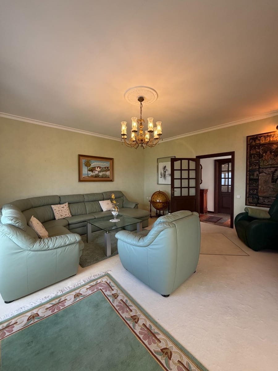 4 bedroom Villa for sale in San Cristobal de La Laguna with pool garage - € 900,000 (Ref: 9679866)