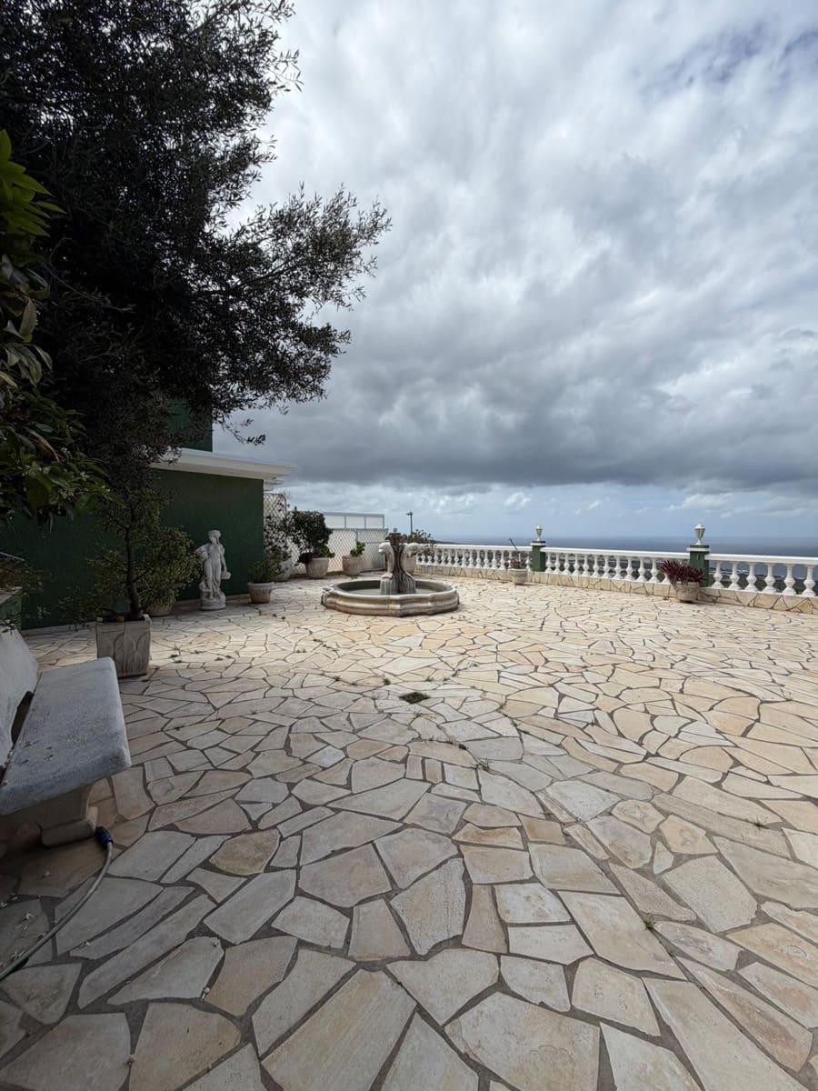 4 bedroom Villa for sale in San Cristobal de La Laguna with pool garage - € 900,000 (Ref: 9679866)