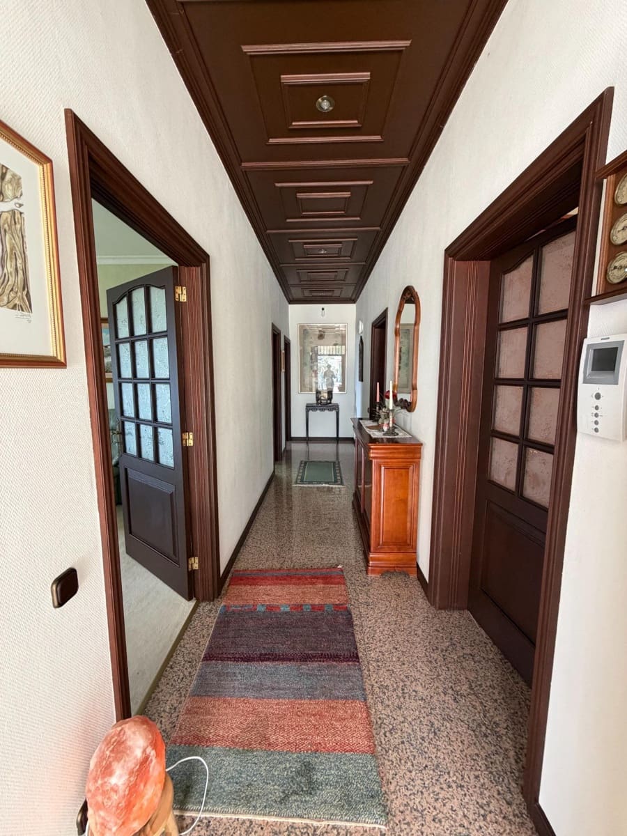 4 bedroom Villa for sale in San Cristobal de La Laguna with pool garage - € 900,000 (Ref: 9679866)