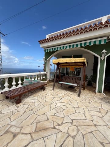 4 quarto Moradia para venda em San Cristóbal de La Laguna com piscina garagem - 990 000 € (Ref: 9679866)