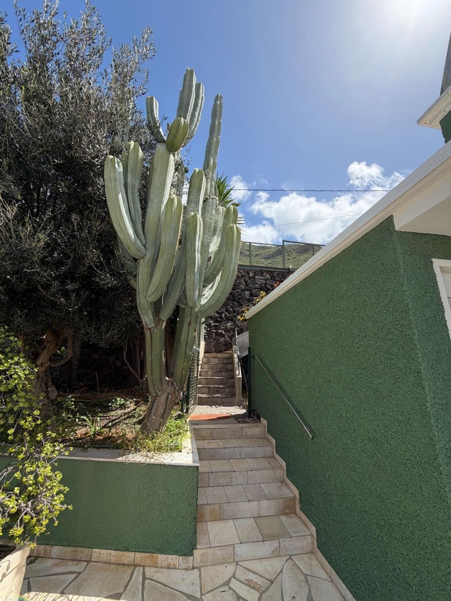 4 bedroom Villa for sale in San Cristobal de La Laguna with pool garage - € 900,000 (Ref: 9679866)