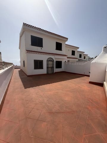 5 soveværelse Villa til salg i Radazul, El Rosario med swimmingpool garage - € 570.000 (Ref: 9698832)