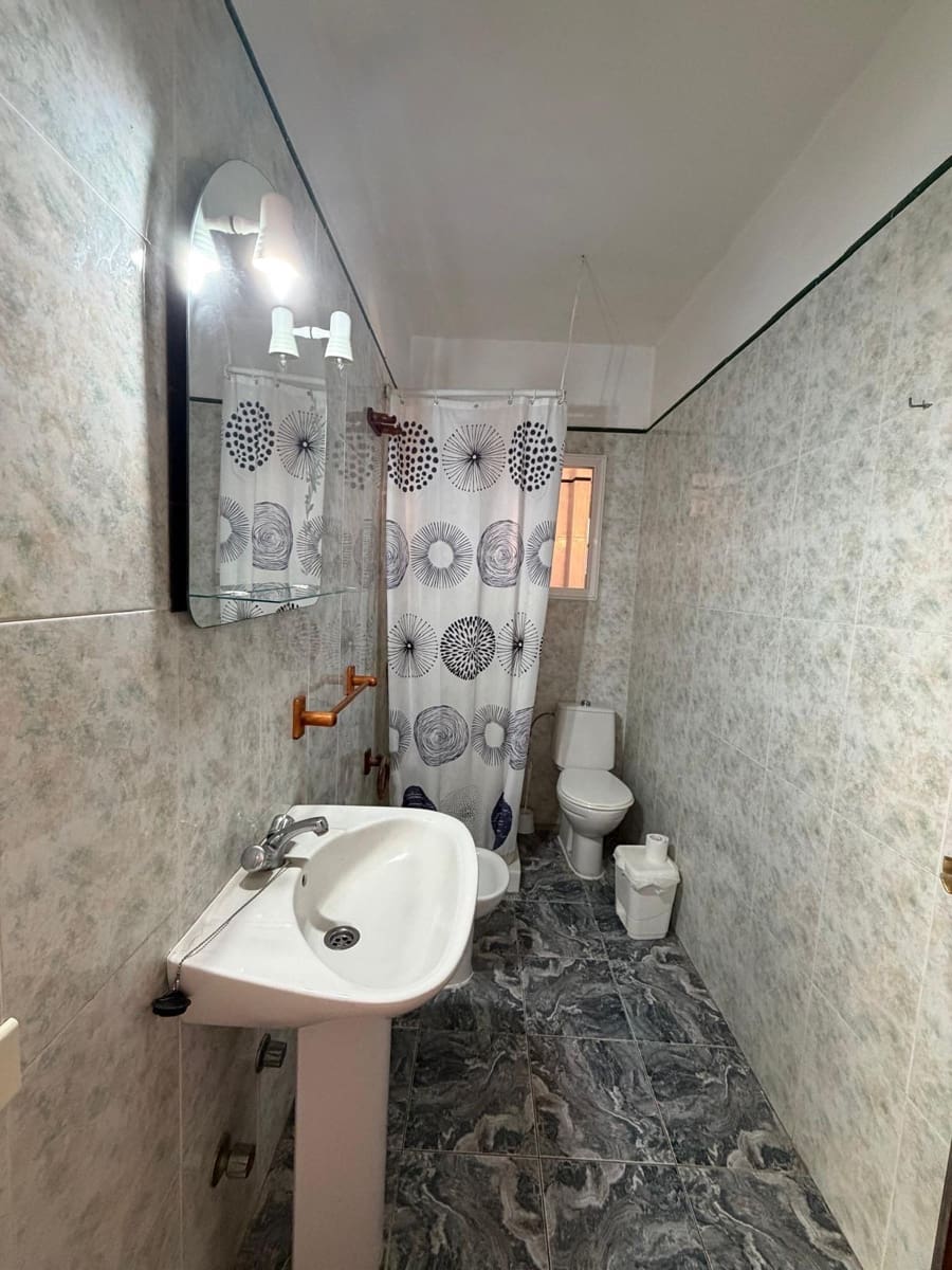 6 sypialnia Apartament na sprzedaż w Santa Cruz de Tenerife z garażem - 450 000 € (Ref: 9698833)