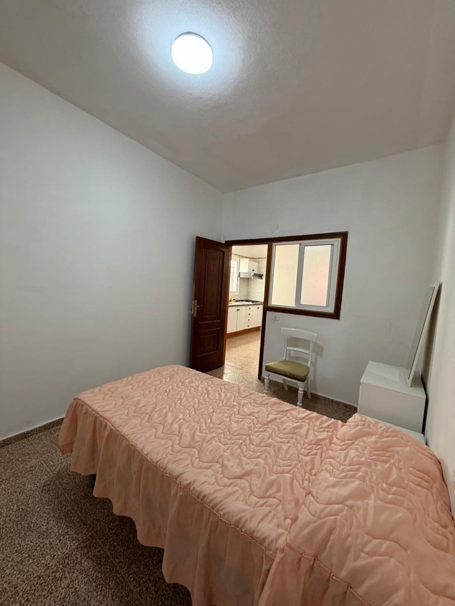 6 sypialnia Apartament na sprzedaż w Santa Cruz de Tenerife z garażem - 450 000 € (Ref: 9698833)