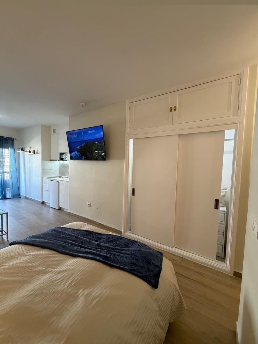 Studio for sale in Puerto de la Cruz with pool garage - € 199,000 (Ref: 9735588)