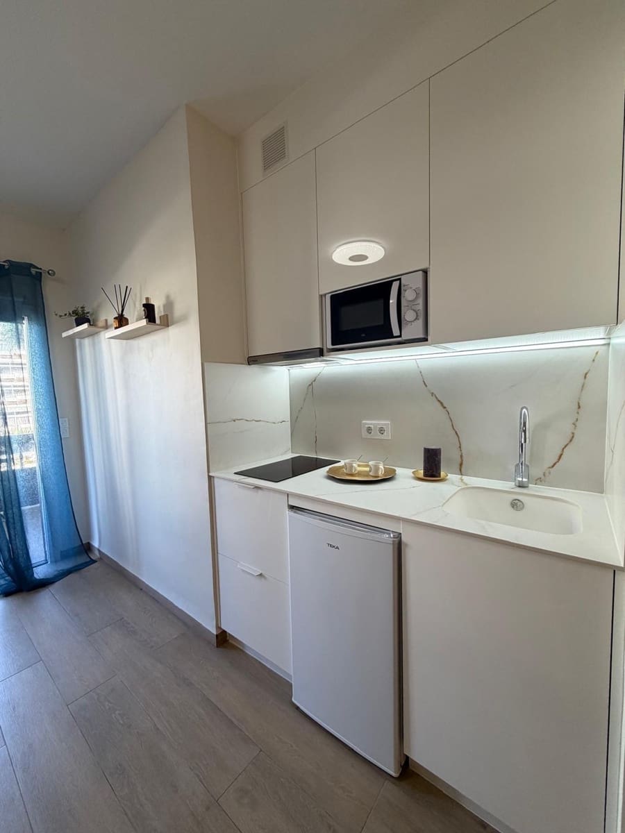 Studio for sale in Puerto de la Cruz with pool garage - € 199,000 (Ref: 9735588)