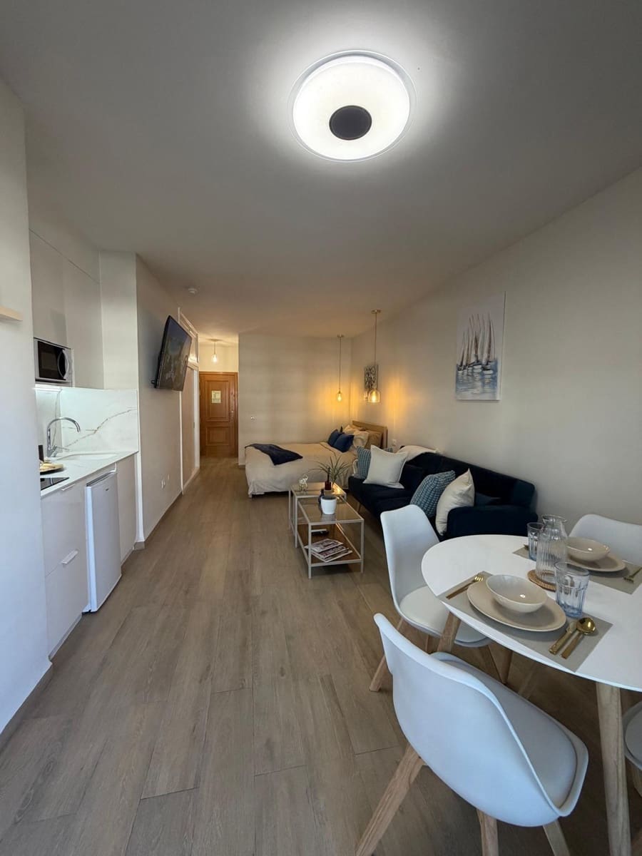 Studio for sale in Puerto de la Cruz with pool garage - € 199,000 (Ref: 9735588)