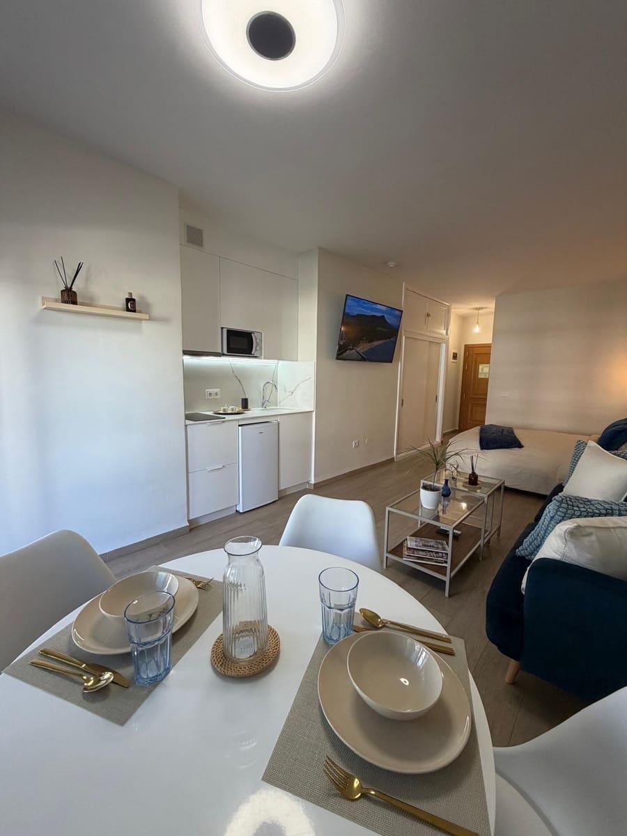 Studio for sale in Puerto de la Cruz with pool garage - € 199,000 (Ref: 9735588)