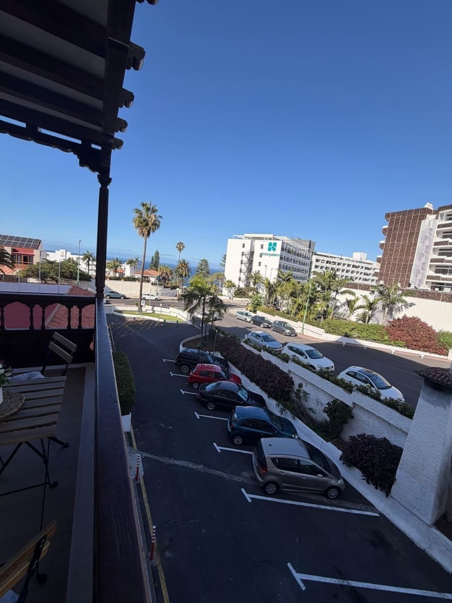Studio for sale in Puerto de la Cruz with pool garage - € 199,000 (Ref: 9735588)